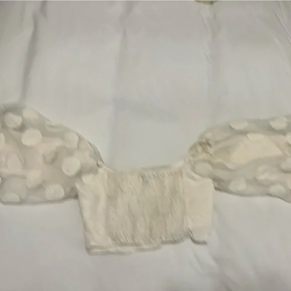 Zara Balloon Sleeve Crop Top in Ecru - Picture 5 of 6